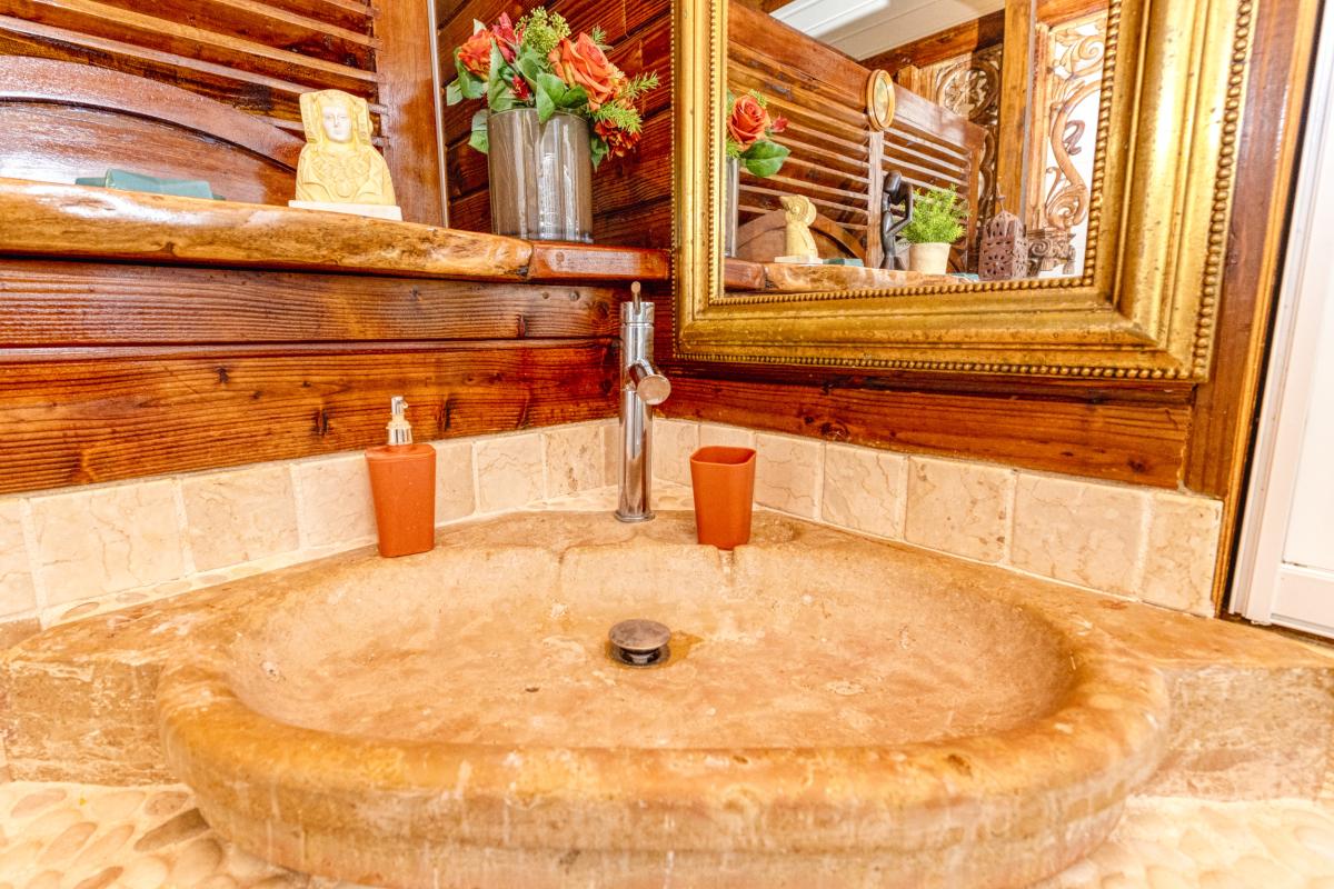 15.Location villa piscine Marie Galante Guadeloupe_Chambre 1